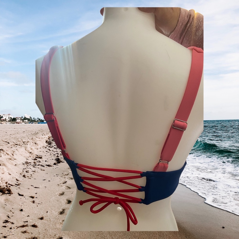 Beach Betty by Miricle Brands bikini swim top - Picture 2 of 4